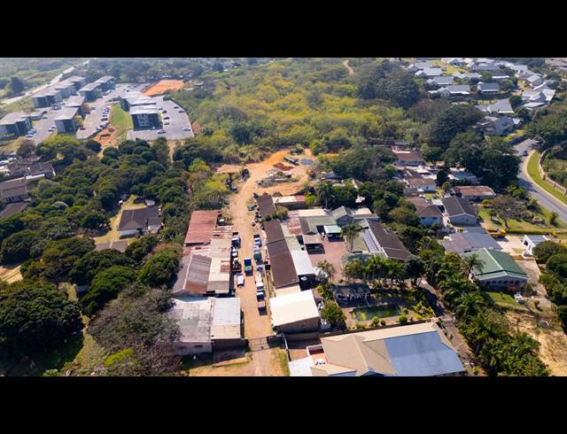 450M² INDUSTRIAL YARD FOR SALE IN SHEFFIELD BEACH